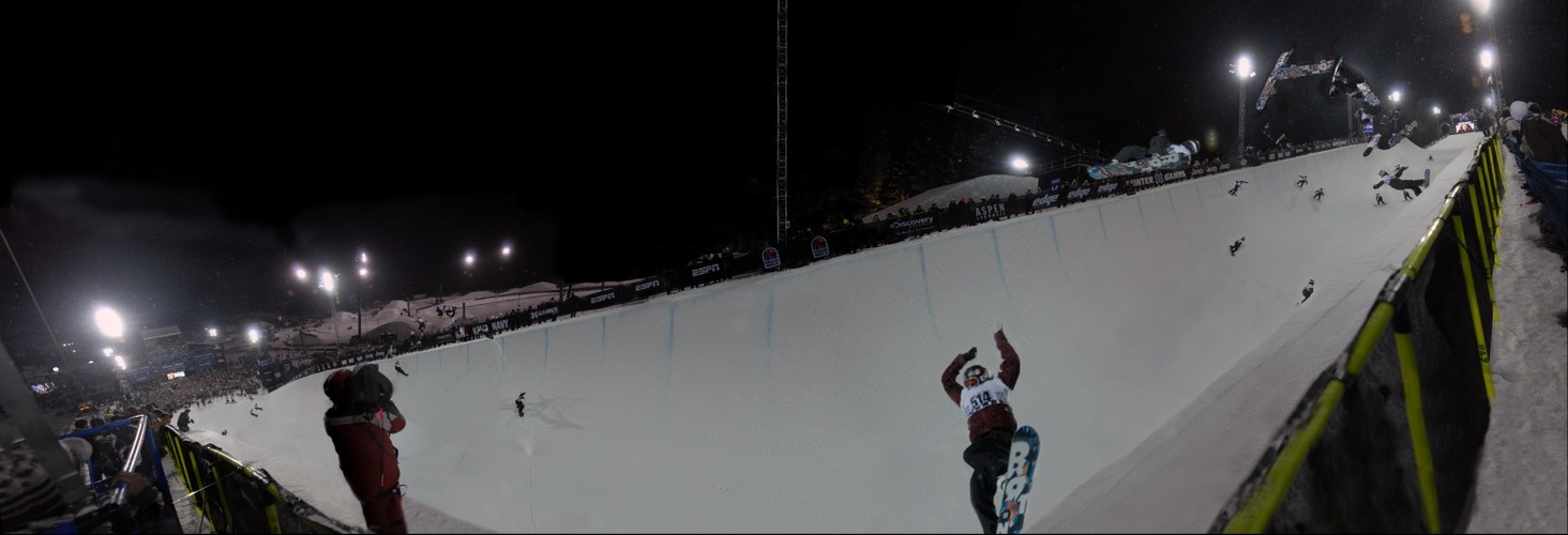 Shaun White Wins Gold in Mens Superpipe ESPN X Games XIII