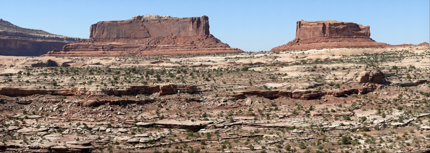 Monitor vs Merrimac, in perpetual static battle, Canyonlands, Utah